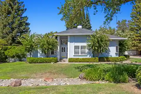Single-Story Luxury Home Near Folsom Lake