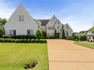 Beautifully Designed Home in Collierville Reserve