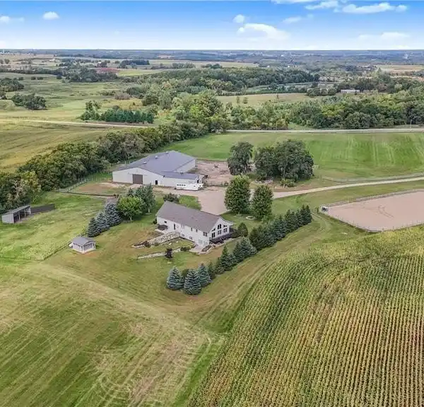 ULTIMATE RURAL RETREAT