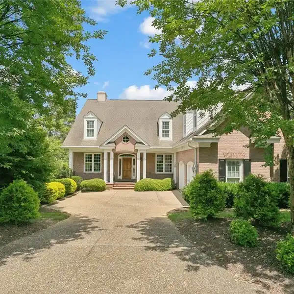TIMELESS BRICK ESTATE WITH CAPTIVATING WATER VIEWS