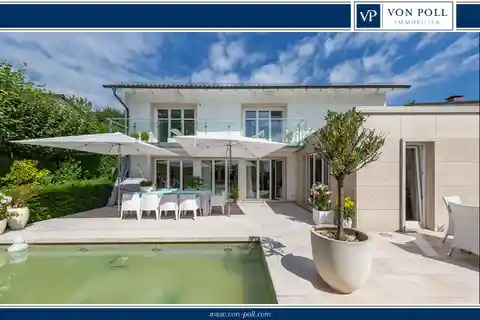 Privacy Meets Luxurious Living