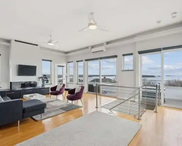 RENOVATED EAST END PENTHOUSE CONDO