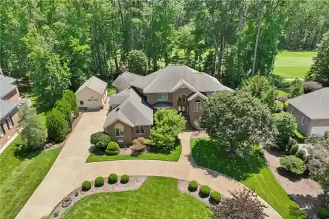 Exceptional Entertainer’s Dream in Two Rivers