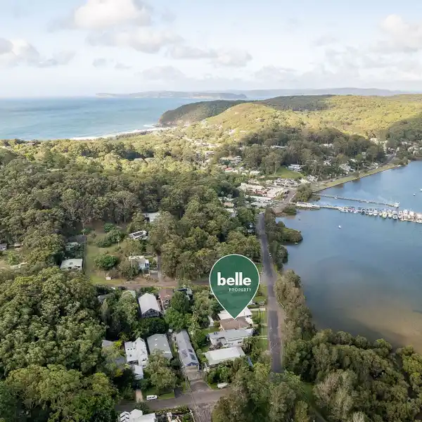 RARE OPPORTUNITY IN THE HEART OF CHARMING KILLCARE