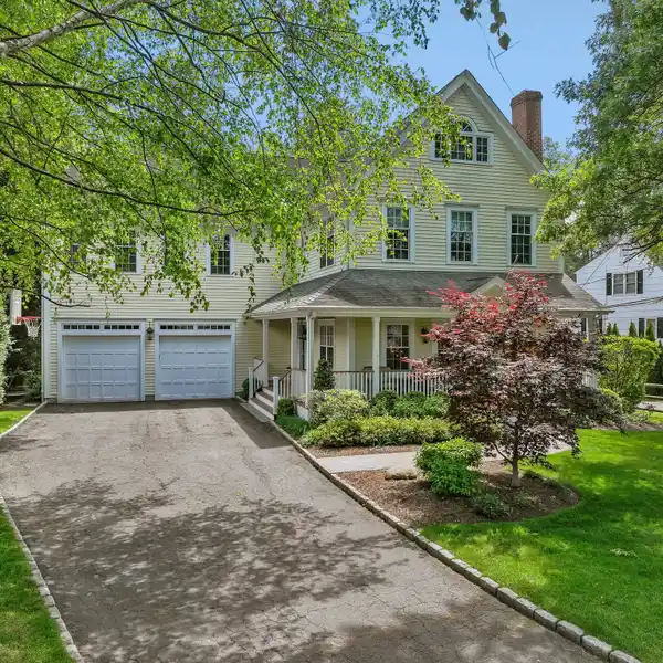 BEAUTIFULLY SCALED COLONIAL HOME