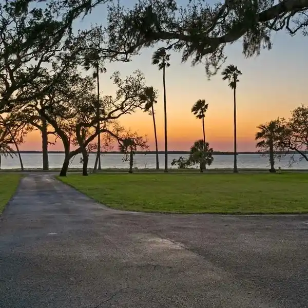RARE OPPORTUNITY ON THE PRESTIGIOUS EDGEWATER COASTLINE