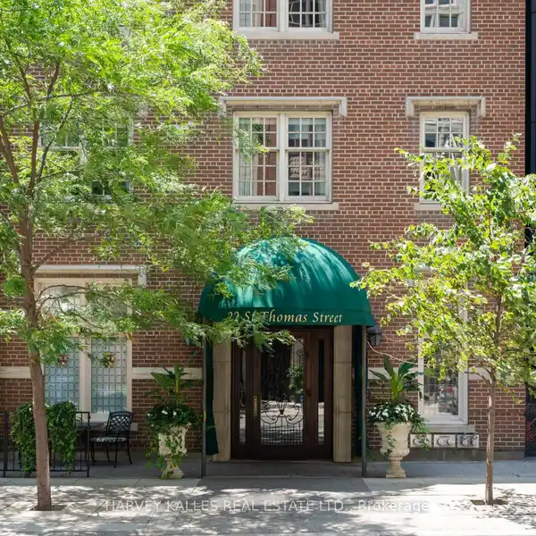 EXCLUSIVE LIVING IN THE RESIDENCES AT WINDSOR ARMS
