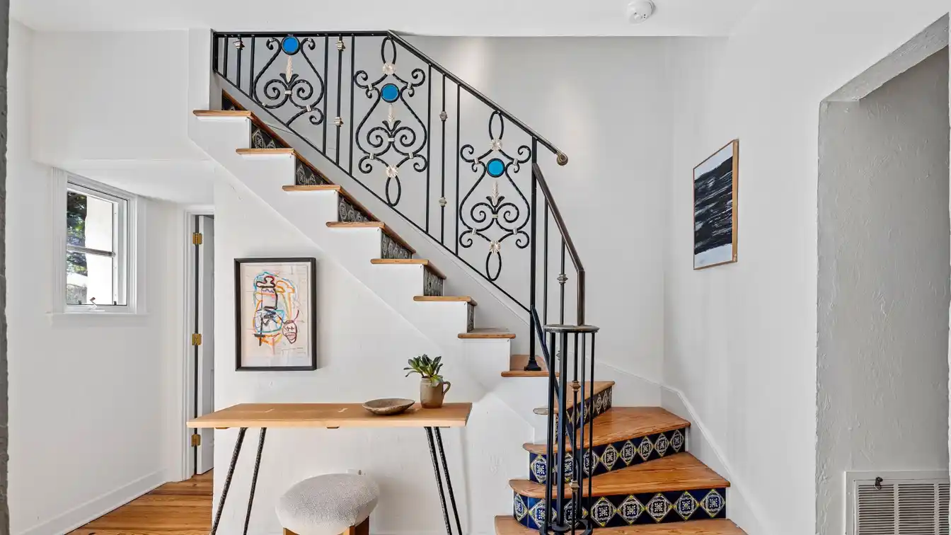 Light-filled Spanish-colonial Residence