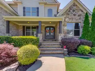 Golf Course Views Paired with Elevated Luxury Living