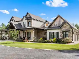 Sprawling Pace Estate with Luxe Guest Garage