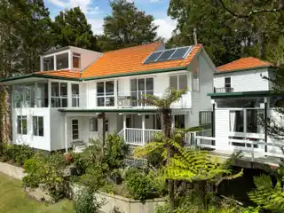 Once in a Lifetime Iconic Titirangi Estate