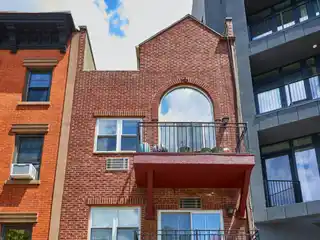 Sprawling Bed-stuy Townhouse