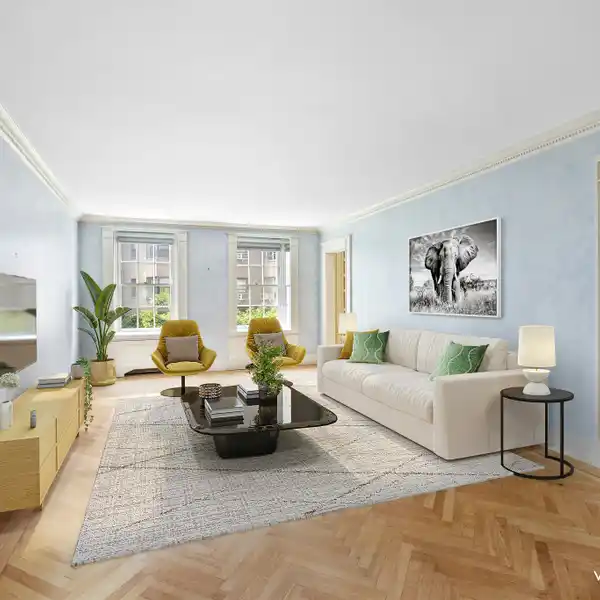 GRACIOUS HOME IN A DISTINCTIVE PREWAR BUILDING