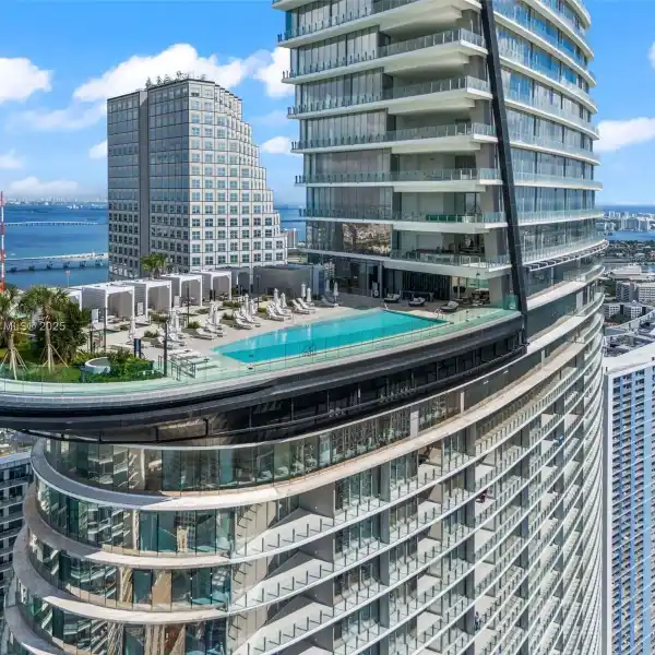 REFINED LIVING IN THE ASTON MARTIN RESIDENCES