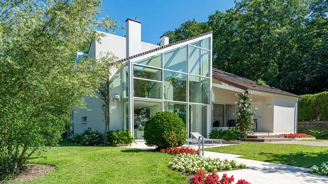 Magnificent Home in Sought-after Crespieres