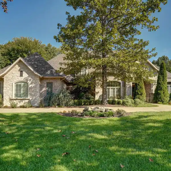 GORGEOUS HOME IN GATED SOMMERSET PLACE