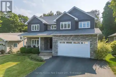 Impressive Custom Residence