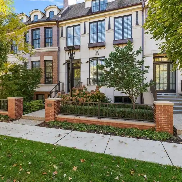 SOPHISTICATED TOWNHOME LIVING WITH EUROPEAN-INSPIRED ELEGANCE