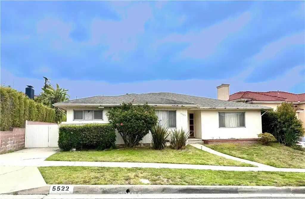 Mid-century Gem in Upper Ladera Heights