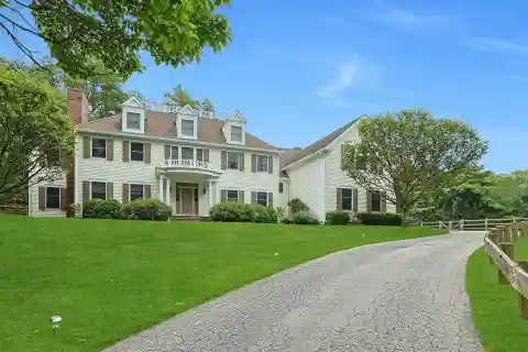 Stately Colonial with Pool