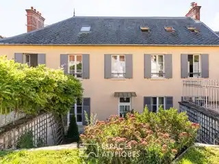 Stunning 18th Century Mansion