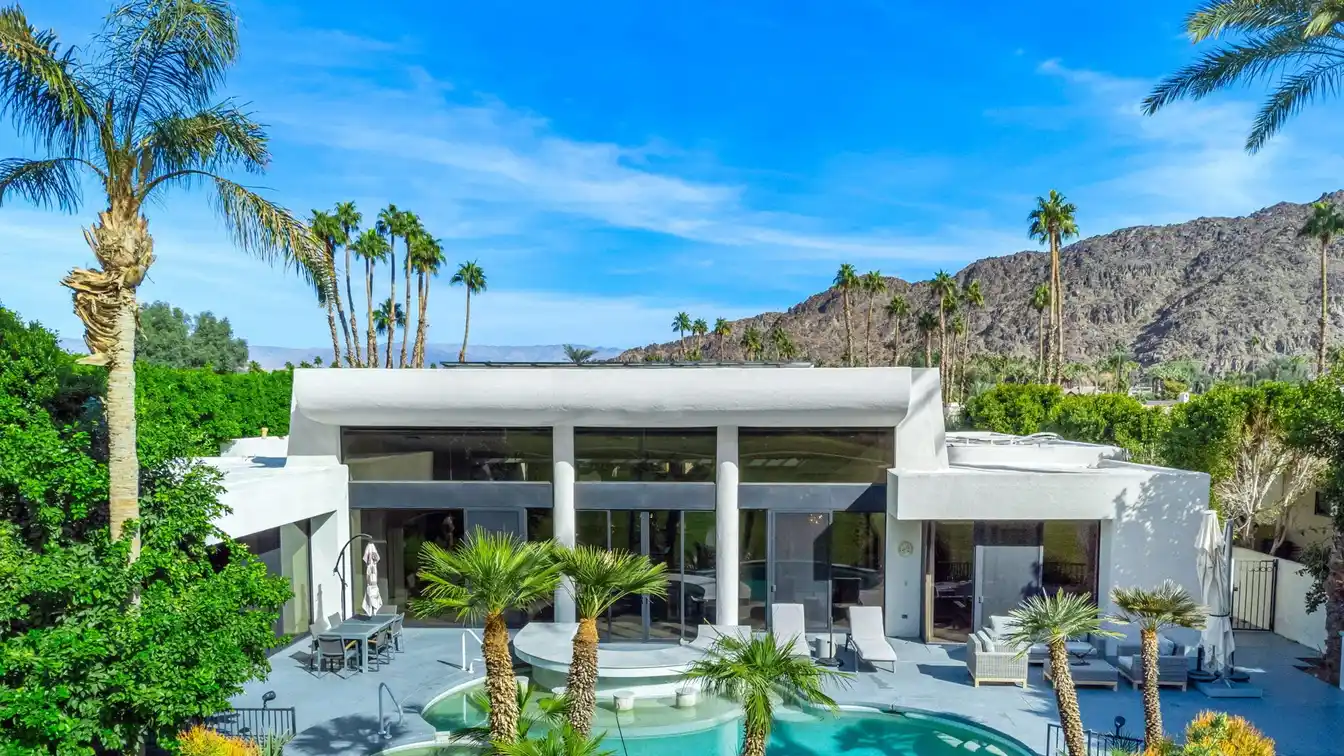 Stunning Contemporary Home at Indian Wells Country Club