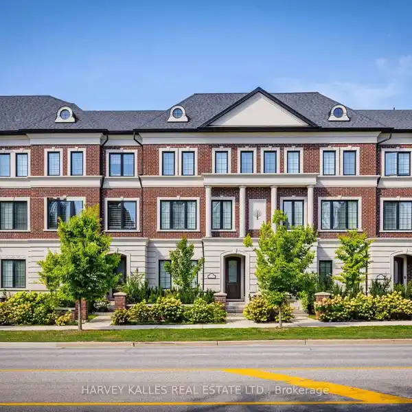RARE EXECUTIVE TOWNHOME AT BAYVIEW & FIFESHIRE