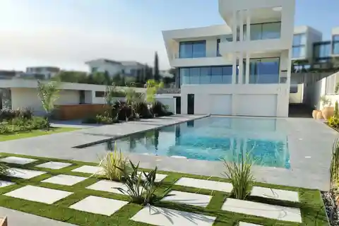 Luxurious Spacious Villa