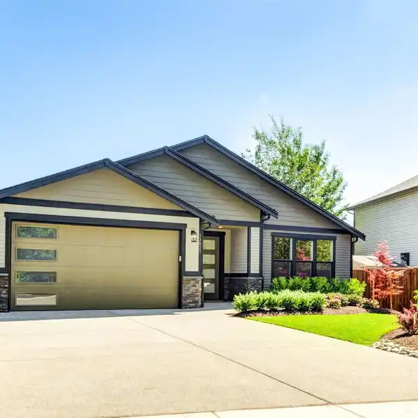 NEW RAMBLER IN FERNWOOD ESTATES