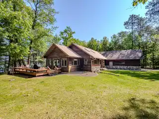 Extraordinary Retreat on Clear Lake