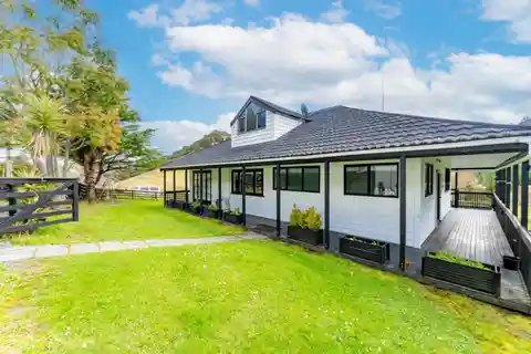 Tranquil 85-Acre Estate Minutes from Silverdale