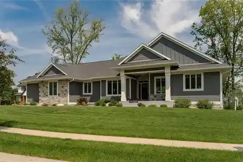 Pristine Home Blending Elegance and Functionality