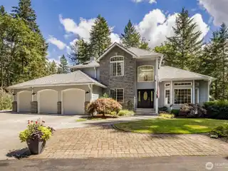 Comfort and Tranquility on Nearly Five Acres