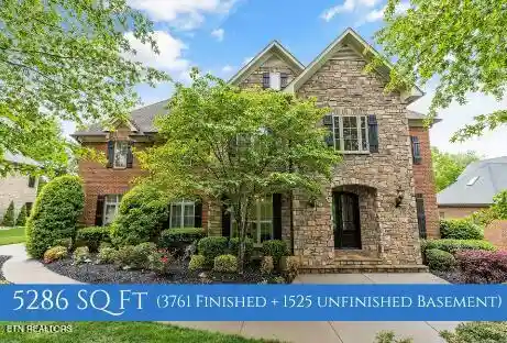 Lovely Home in Sought-after Whittington Creek