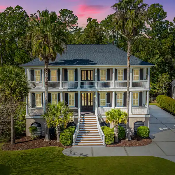 STUNNING LOW COUNTRY ELEVATED HOME