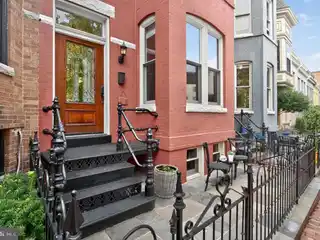 Charming Rowhouse with Original Hardwood