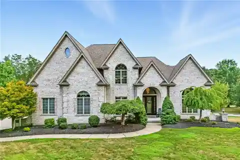 Timeless Luxury on a Private Mars Acre