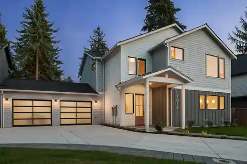 Sleek Home with Timeless Comfort