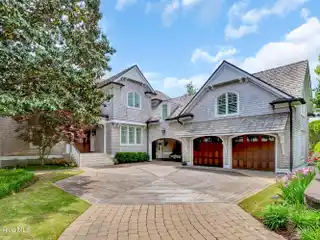 Cape Cod-Inspired Coastal Retreat