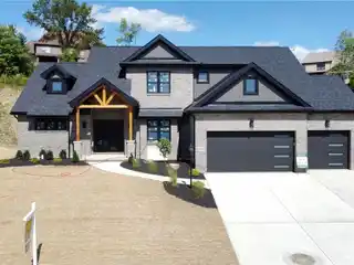 Gorgeous Home in Prestigious Neighborhood