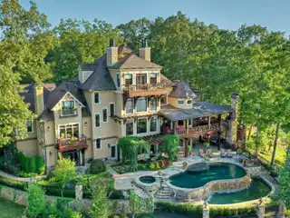 Magnificent Property on the Shores of Lake Blue Ridge