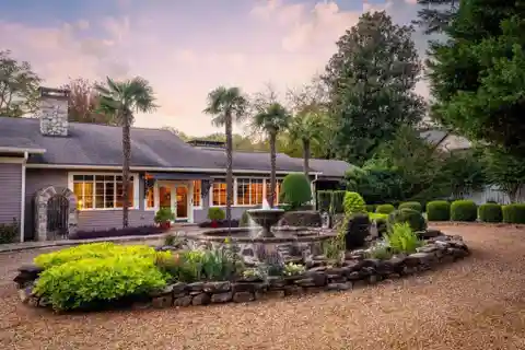 Historic Garden Estate Steps from Marietta Square