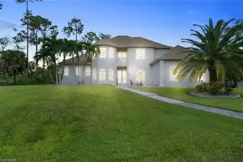 Meticulously Maintained Property in Oakes Estates