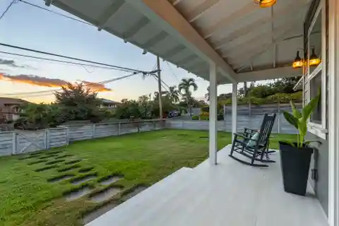 Custom Home in Coveted Maui Meadows