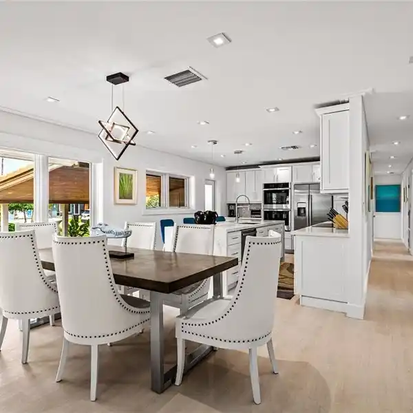 EXQUISITELY REMODELED HOME BLENDING WARMTH AND SOPHISTICATION