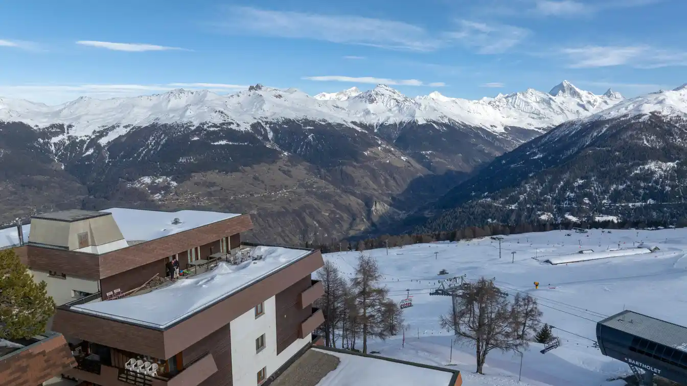 Enchanting Ski Setting