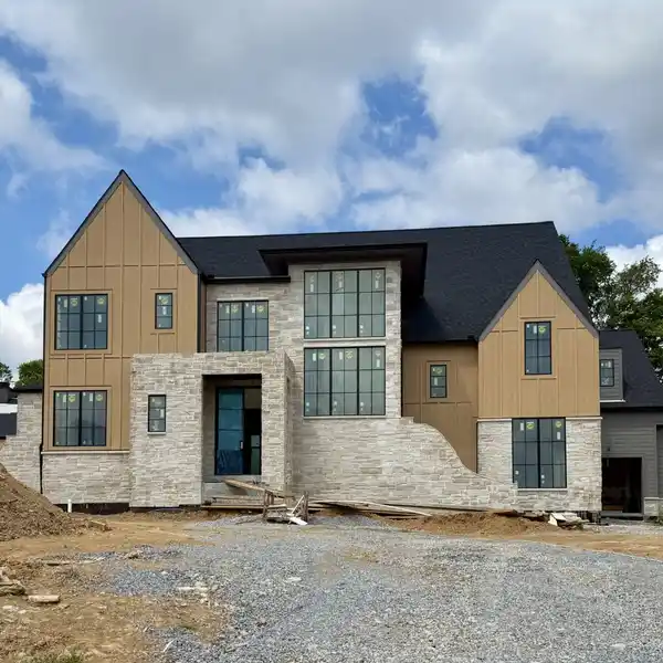 MASTERFULLY CRAFTED NEW ESTATE IN PRIMM FARM