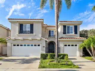 Stunning Lyon Shores Estate
