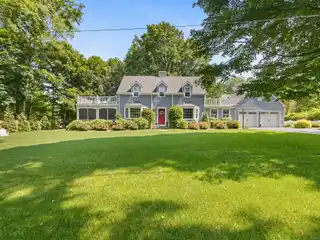 Charming Colonial Home on a Quiet Cul-de-sac