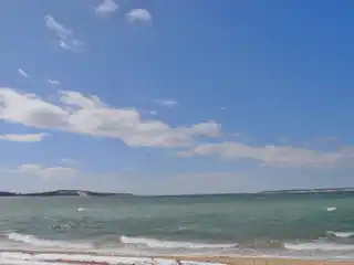 Comfortable Bayfront Beach House Rental